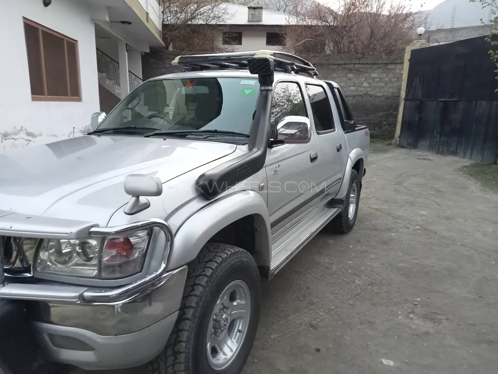 Toyota Hilux 2003 for Sale in Chitral Image-1