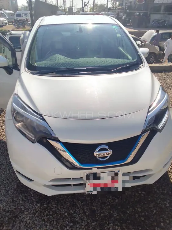 Nissan Note 2017 for Sale in Islamabad Image-1