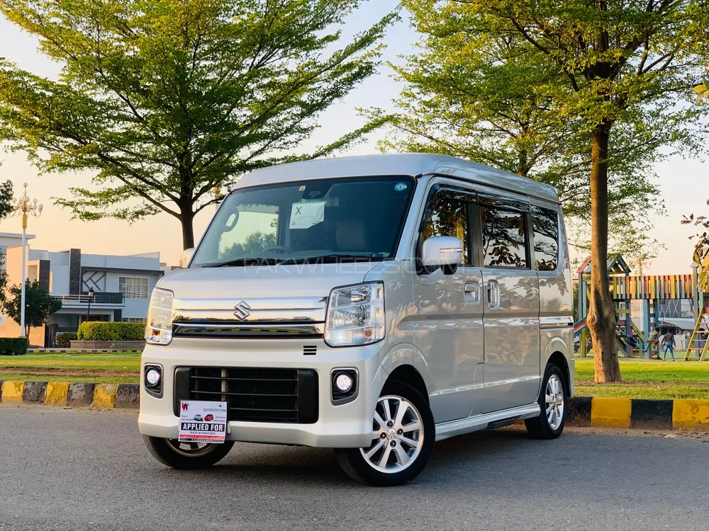 Suzuki Every Wagon 2017 for Sale in Faisalabad Image-1