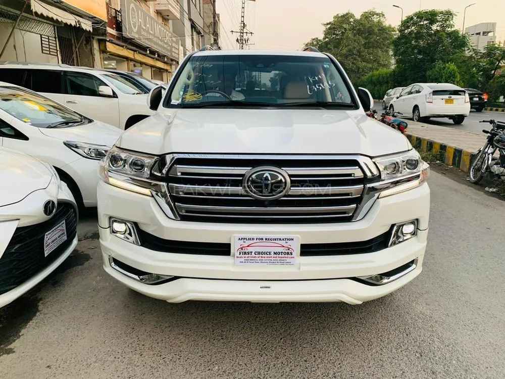 Toyota Land Cruiser 2016 for Sale in Multan Image-1