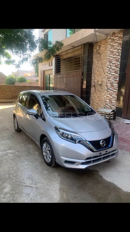 Nissan Note 2020 for Sale in Faisalabad Image-1