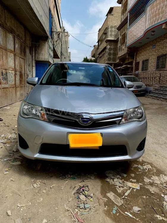 Toyota Corolla Axio 2014 for Sale in Karachi Image-1