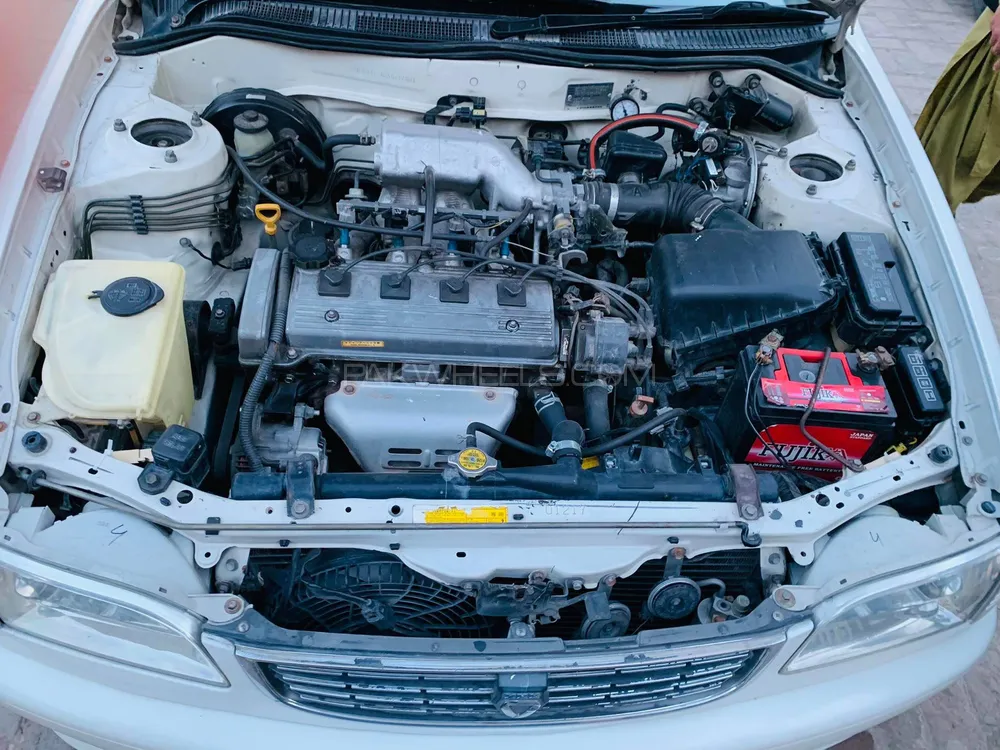 Toyota Corolla 2000 for Sale in Peshawar Image-1
