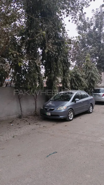 Honda City 2004 for Sale in Lahore Image-1