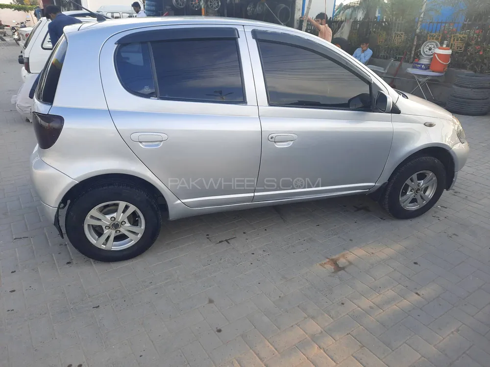 Toyota Vitz 1999 for Sale in Islamabad Image-1