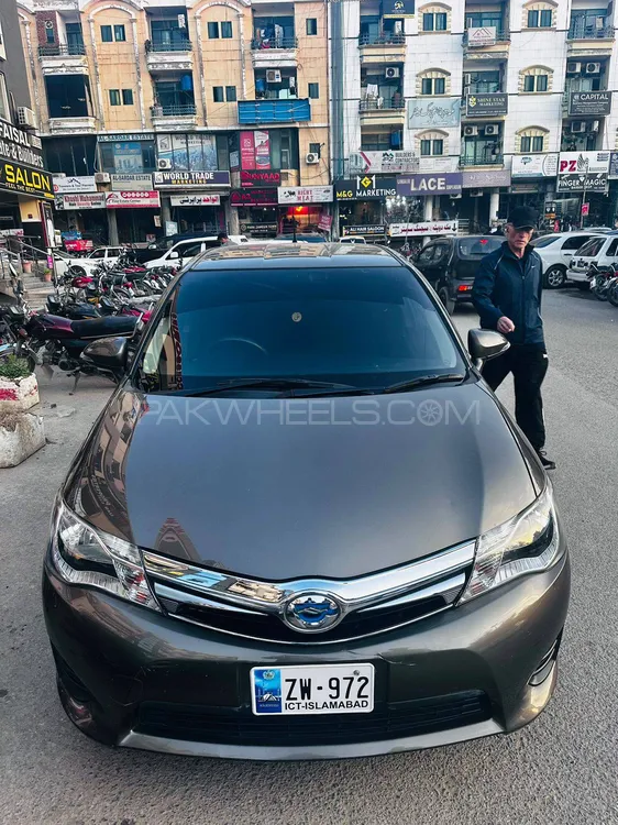 Toyota Corolla Fielder 2015 for Sale in Gujranwala Image-1