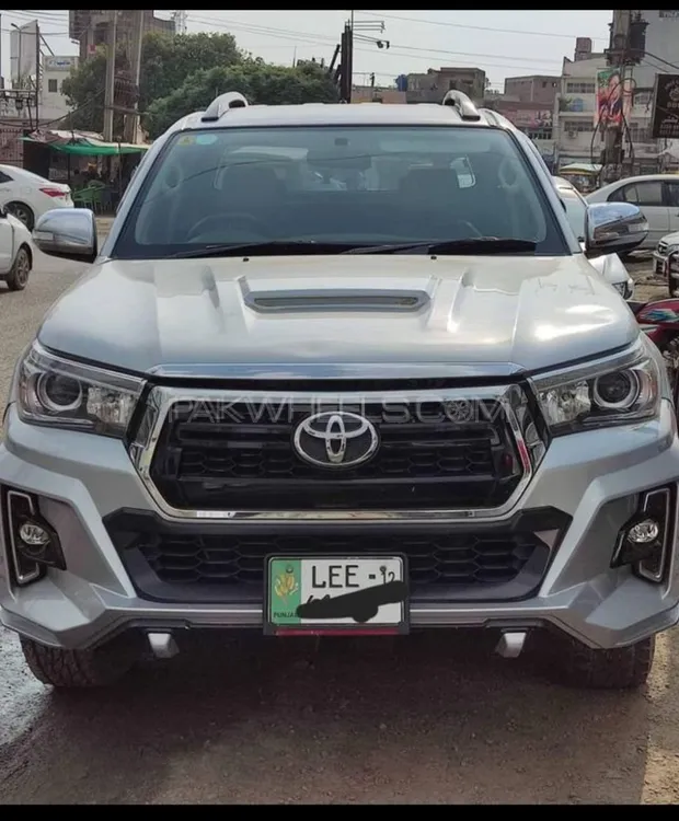 Toyota Hilux 2012 for Sale in Sargodha Image-1