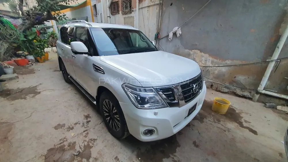Nissan Patrol 2012 for Sale in Karachi Image-1