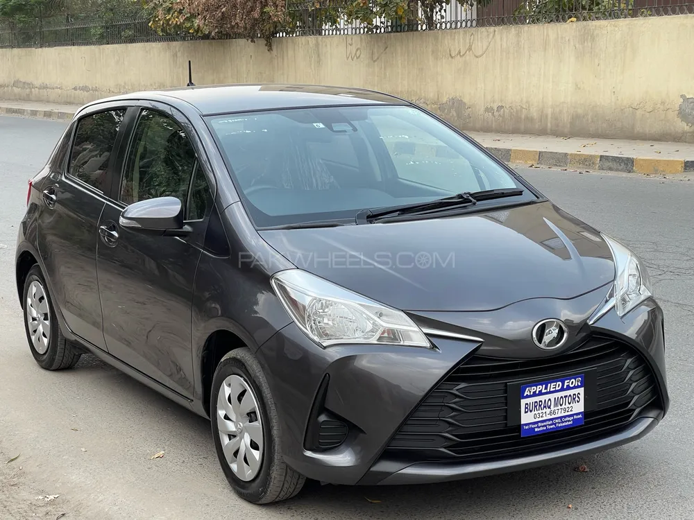 Toyota Vitz 2019 for Sale in Faisalabad Image-1