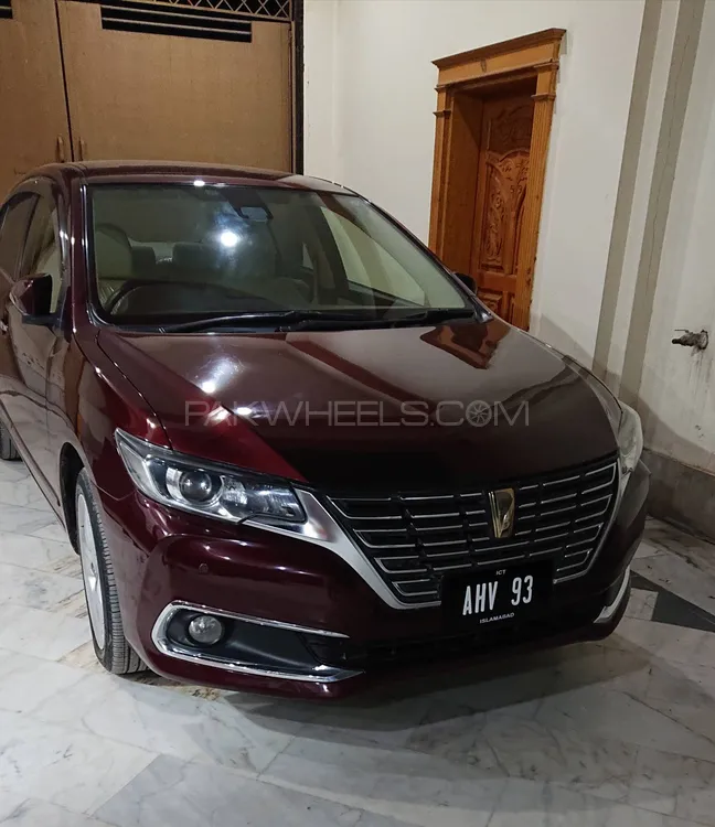 Toyota Premio 2017 for Sale in Peshawar Image-1