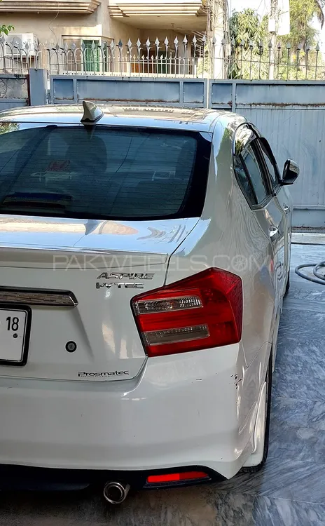 Honda City 2017 for Sale in Lahore Image-1