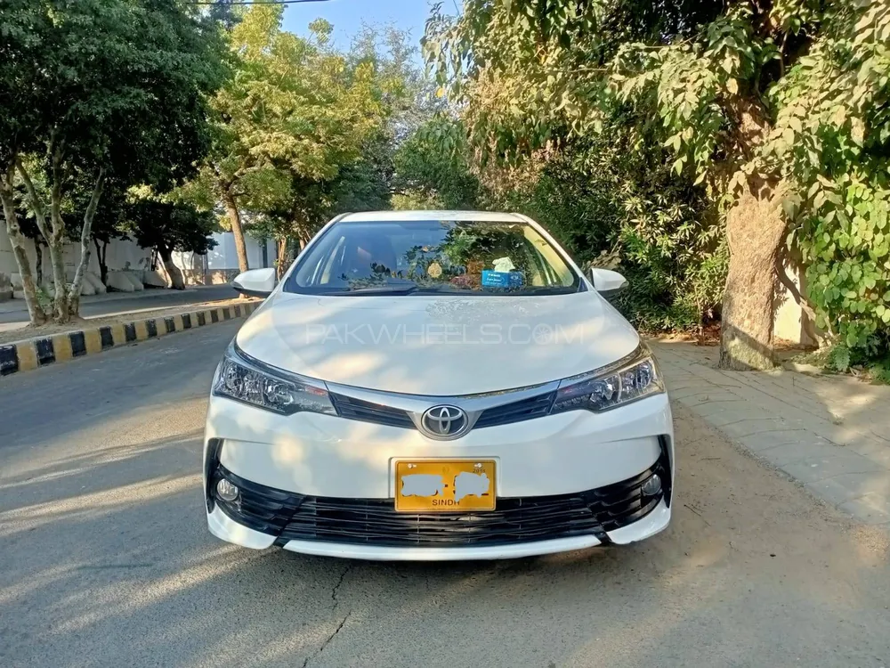 Toyota Corolla 2018 for Sale in Karachi Image-1