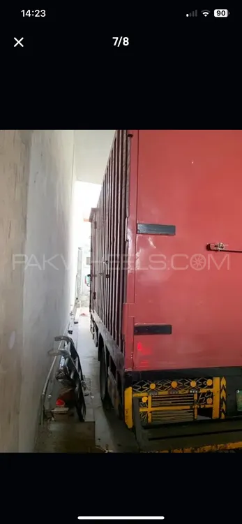Isuzu NKR 2014 for Sale in Layyah Image-1