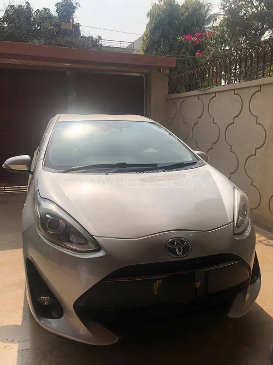 Toyota Aqua 2017 for Sale in Karachi Image-1