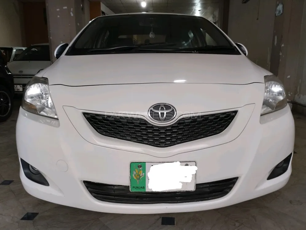 Toyota Belta 2009 for Sale in Lahore Image-1