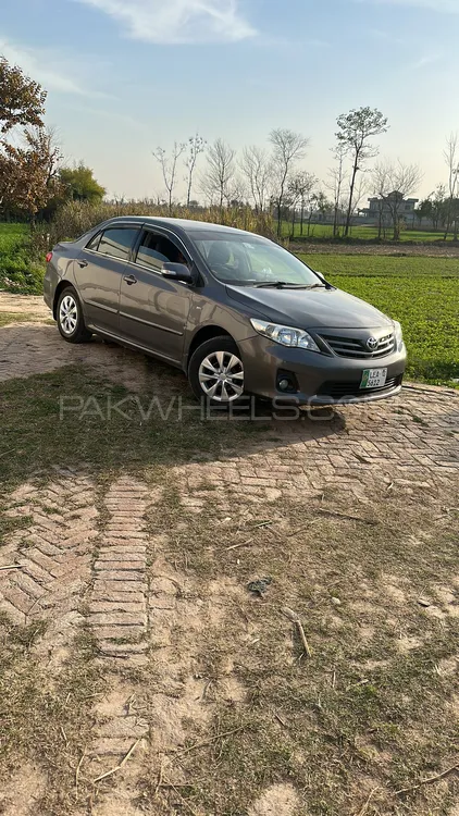 Toyota Corolla 2013 for Sale in Mandi bahauddin Image-1