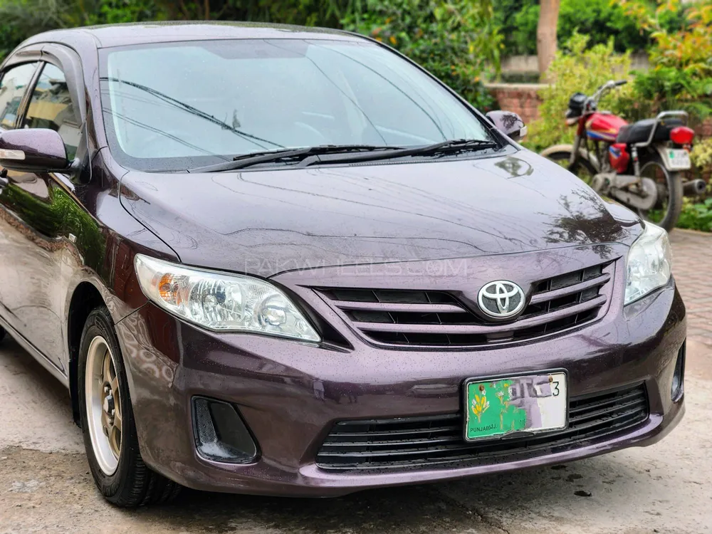Toyota Corolla 2013 for Sale in Lahore Image-1