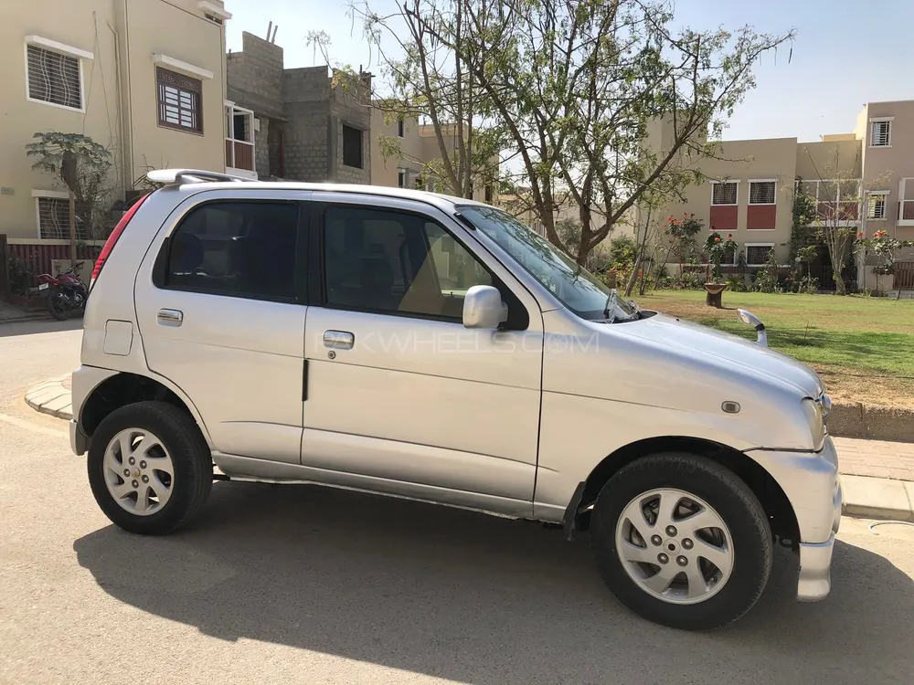 Daihatsu Terios Kid 2001 for Sale in Karachi Image-1