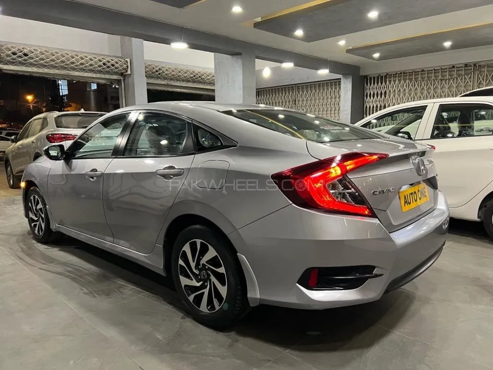 Honda Civic 2018 for Sale in Karachi Image-1