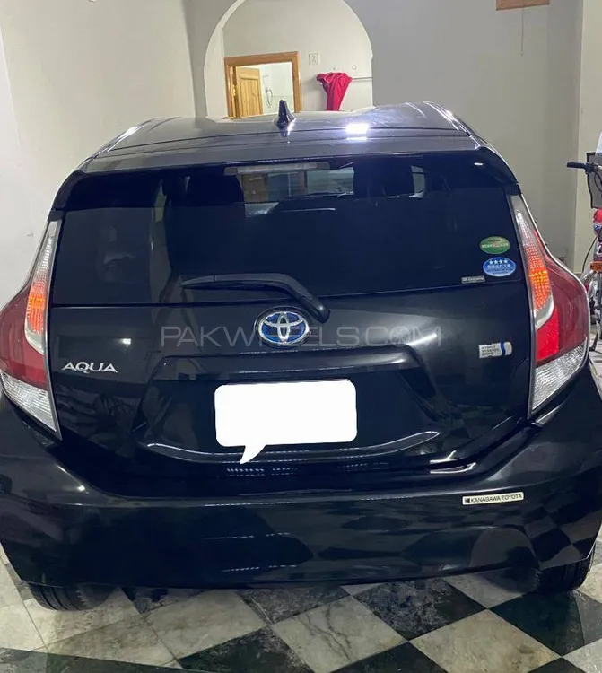 Toyota Aqua 2015 for Sale in Mingora Image-1