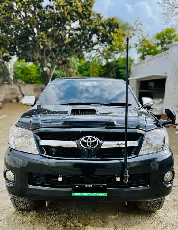 Toyota Hilux 2005 for Sale in Lahore Image-1