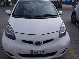Toyota Aygo Standard 2011 for Sale