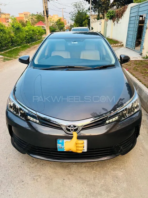 Toyota Corolla 2019 for Sale in Peshawar Image-1