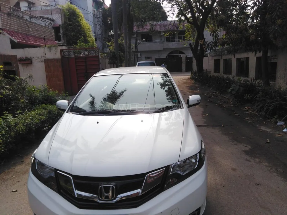 Honda City 2017 for Sale in Lahore Image-1