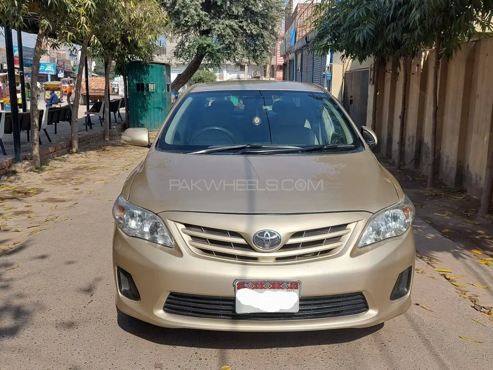 Toyota Corolla 2013 for Sale in Multan Image-1