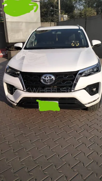 Toyota Fortuner 2021 for Sale in Faisalabad Image-1