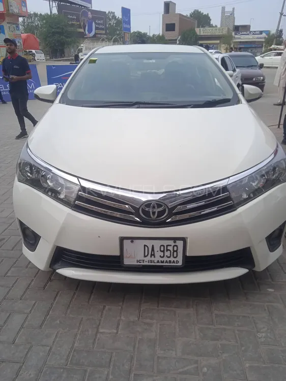 Toyota Corolla 2014 for Sale in Faisalabad Image-1