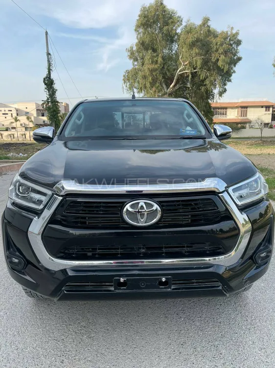 Toyota Hilux 2021 for Sale in Kharian Image-1
