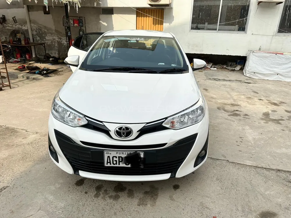 Toyota Yaris Sedan 2021 for Sale in Islamabad Image-1