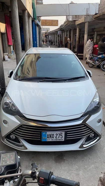 Toyota Aqua 2015 for Sale in Charsadda Image-1