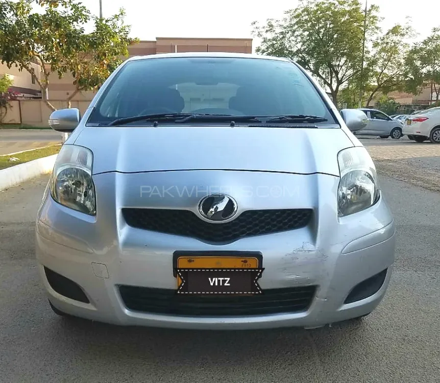Toyota Vitz 2008 for Sale in Karachi Image-1