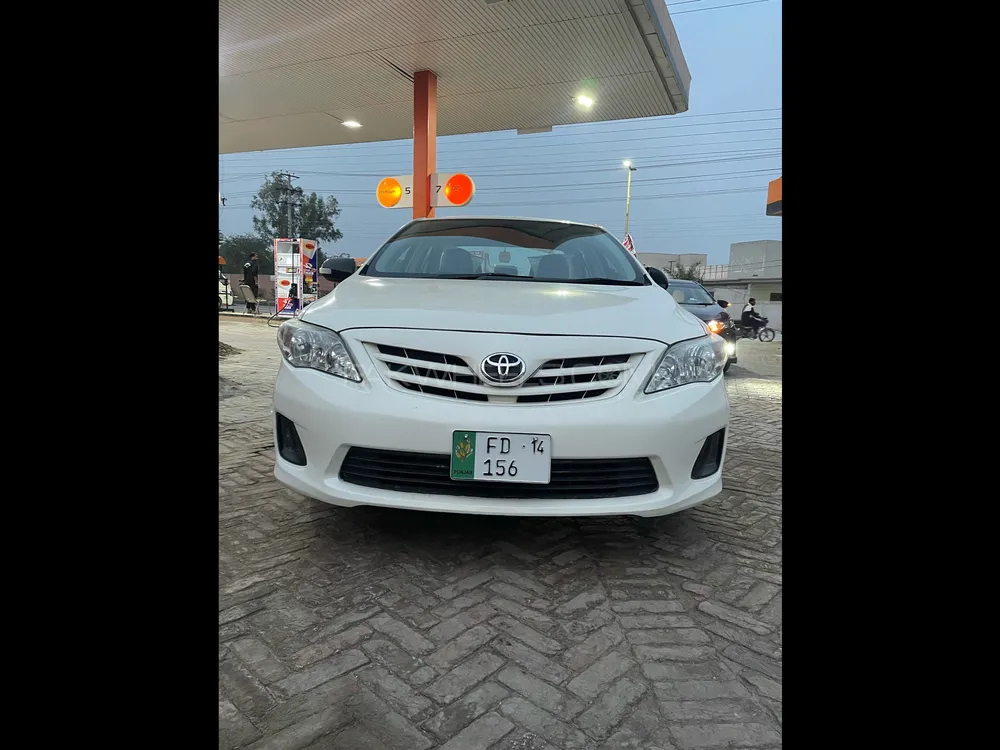 Toyota Corolla 2013 for Sale in Jhang Image-1