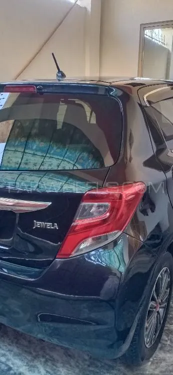 Toyota Vitz 2014 for Sale in Dera ismail khan Image-1