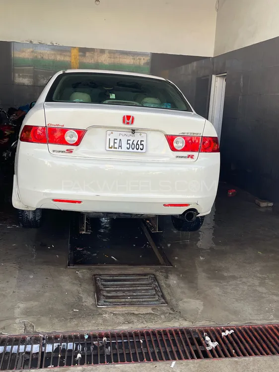 Honda Accord 2003 for Sale in Lahore Image-1