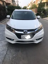 Honda Vezel Hybrid Z 2015 for Sale