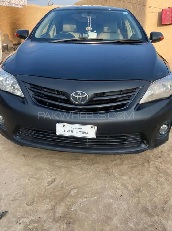 Toyota Corolla 2013 for Sale in Faisalabad Image-1