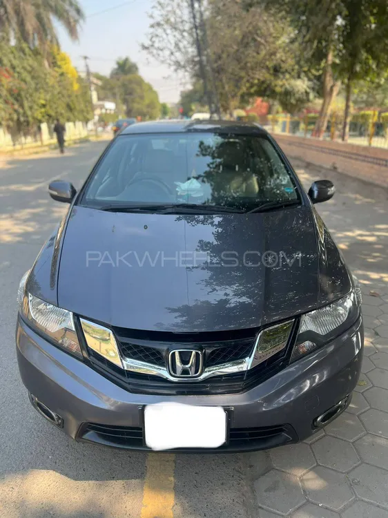 Honda City 2018 for Sale in Lahore Image-1