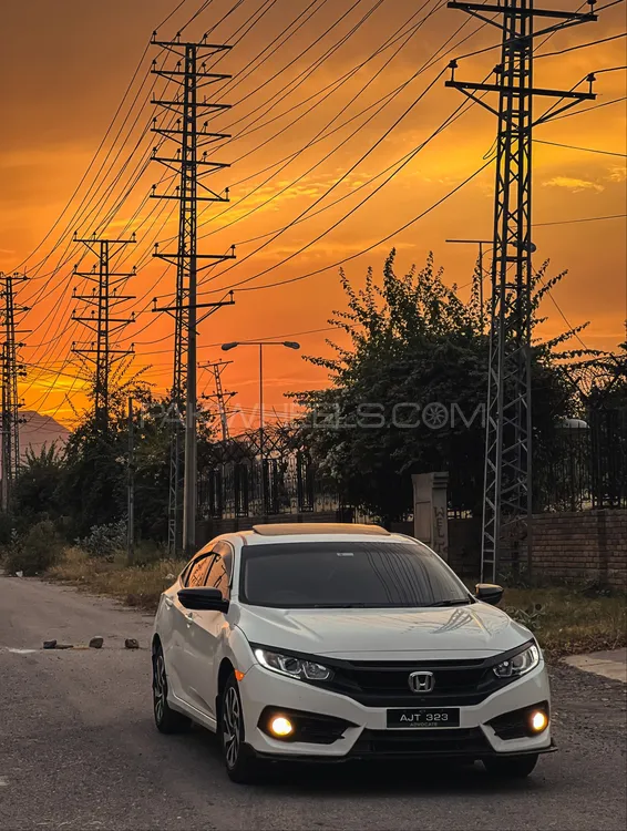 Honda Civic 2018 for Sale in Peshawar Image-1