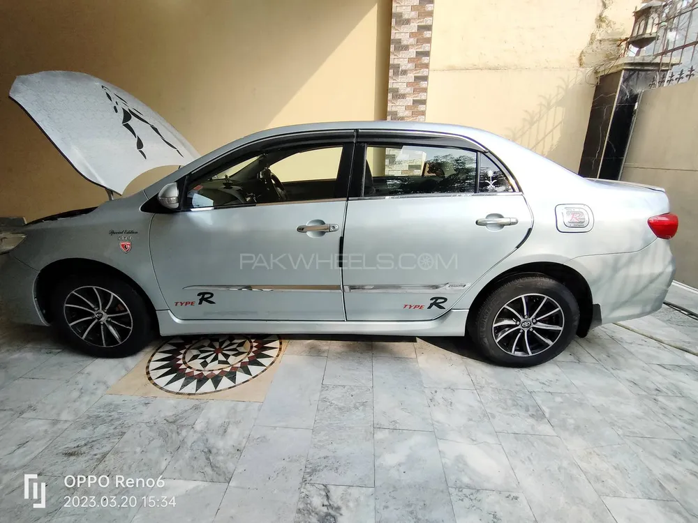 Toyota Corolla 2013 for Sale in Lahore Image-1