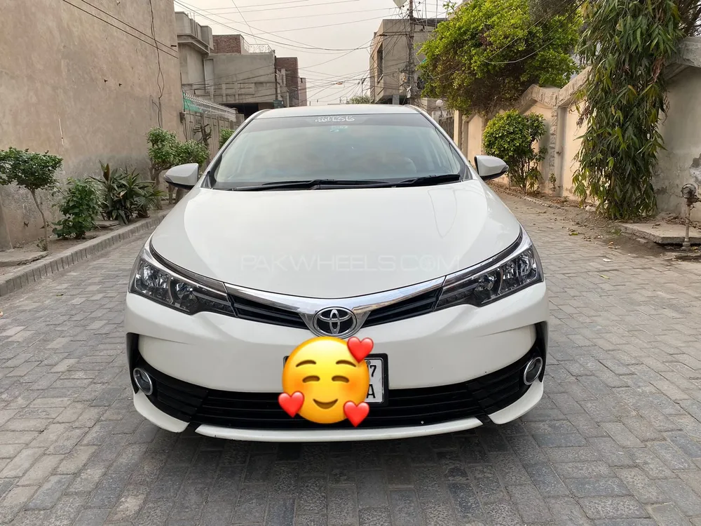 Toyota Corolla 2017 for Sale in Faisalabad Image-1