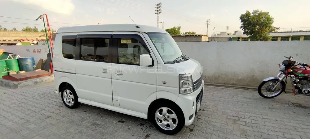 سوزوکی ایوری ویگن 2015 for Sale in مردان Image-1