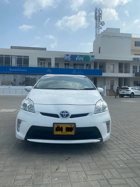 Toyota Prius 2012 for Sale in Karachi Image-1