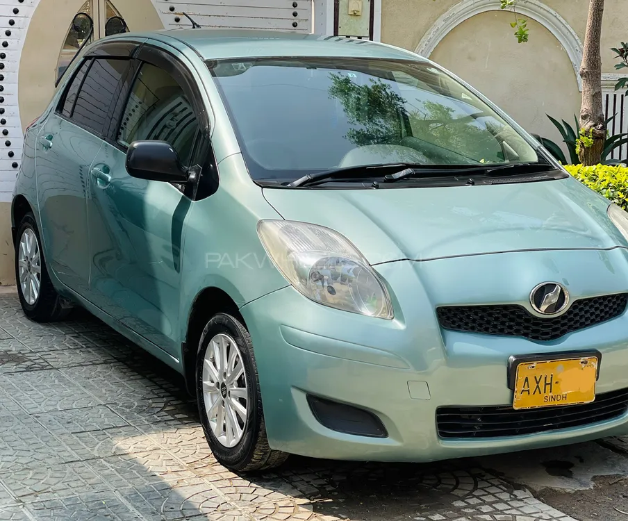 Toyota Vitz 2008 for Sale in Karachi Image-1