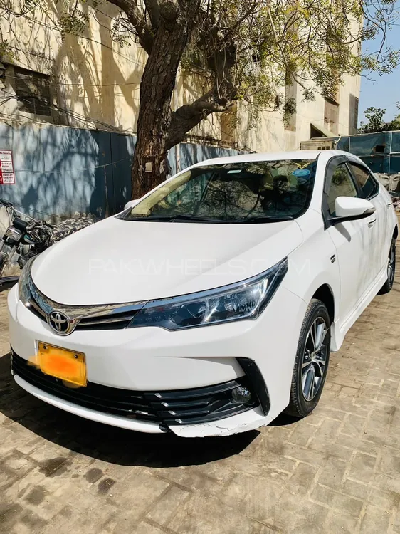 Toyota Corolla 2018 for Sale in Karachi Image-1