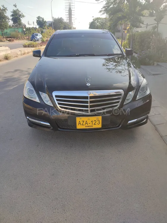 Mercedes Benz E Class 2012 for Sale in Karachi Image-1