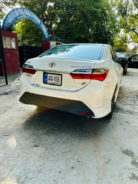 Toyota Corolla 2021 for Sale in Islamabad Image-1